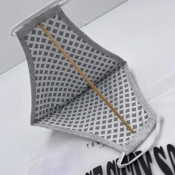 Ted Baker Gray Face Mask TED BAKER LONDON Reversible Reusable FACE MASK NWT - Picture 7 of 12